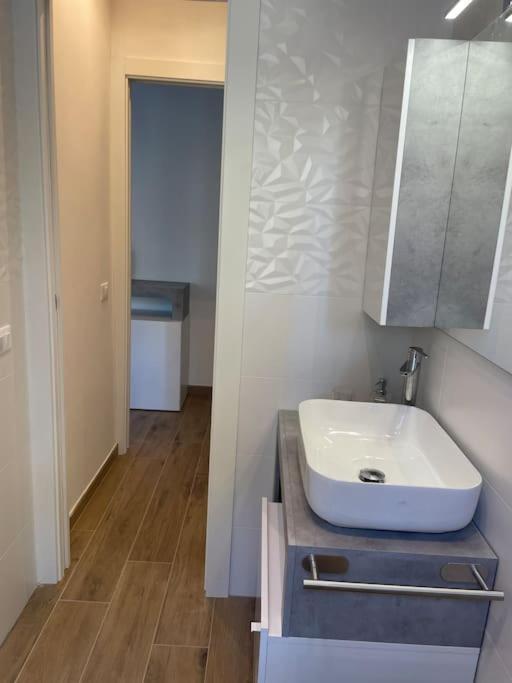 Marina House - Iulm Navigli San Paolo Lägenhet Milano Exteriör bild
